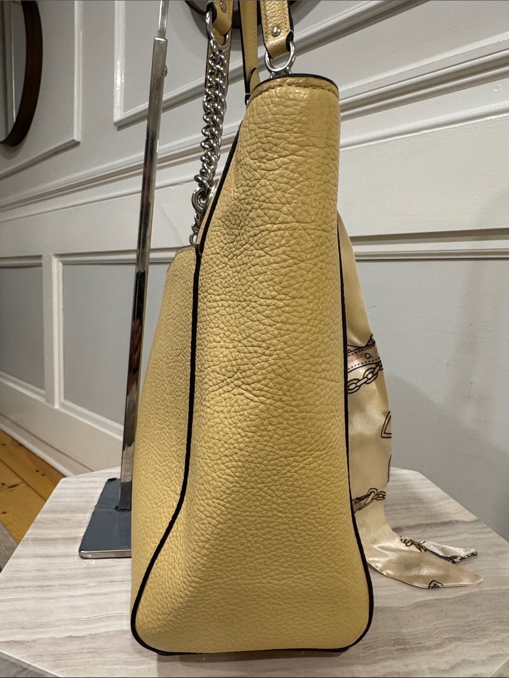 Coach Bag Cammie Pale Yellow Pebbled Leather Tote with Chain-Strap Handles - Picture 6 of 17